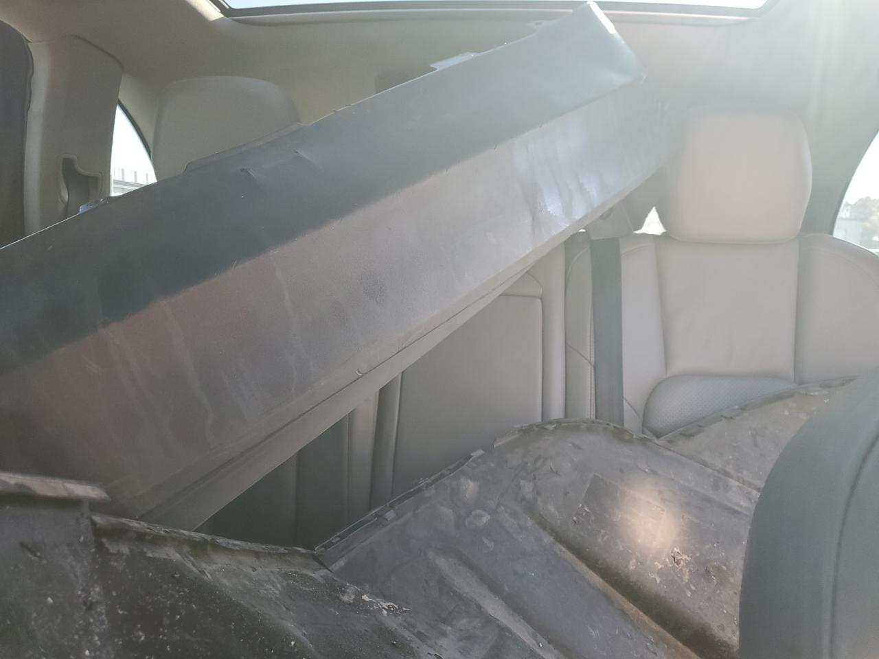 Porsche Cayenne Image 10