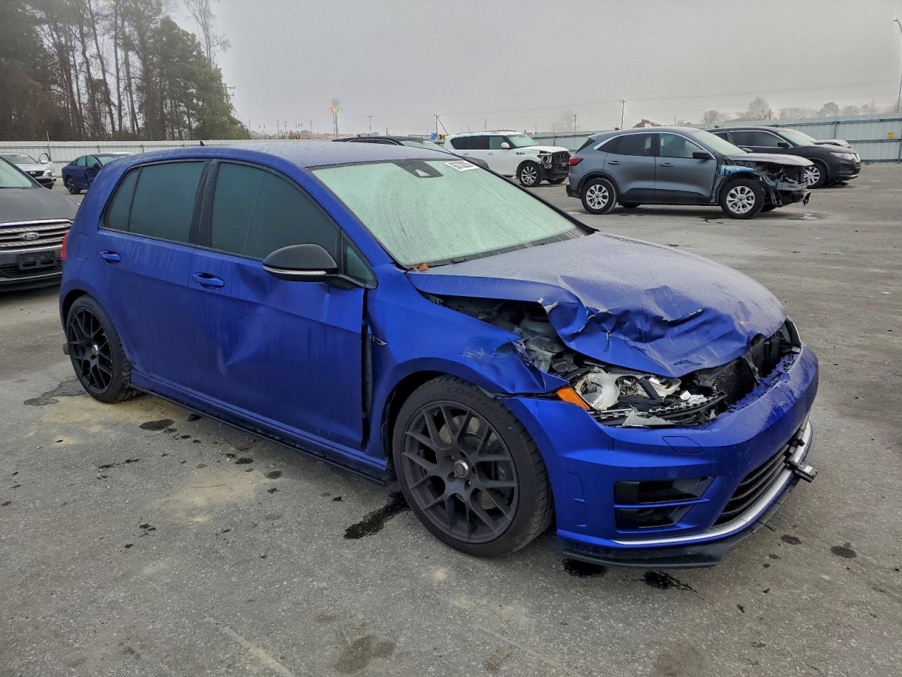 Volkswagen Golf Image 2