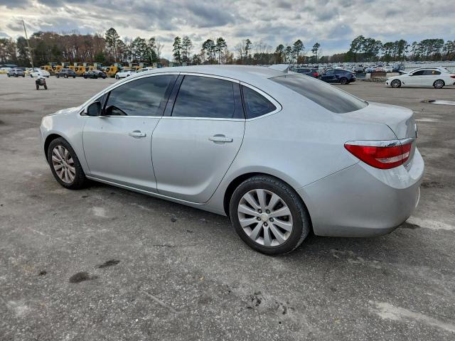 Buick Verano Image 8