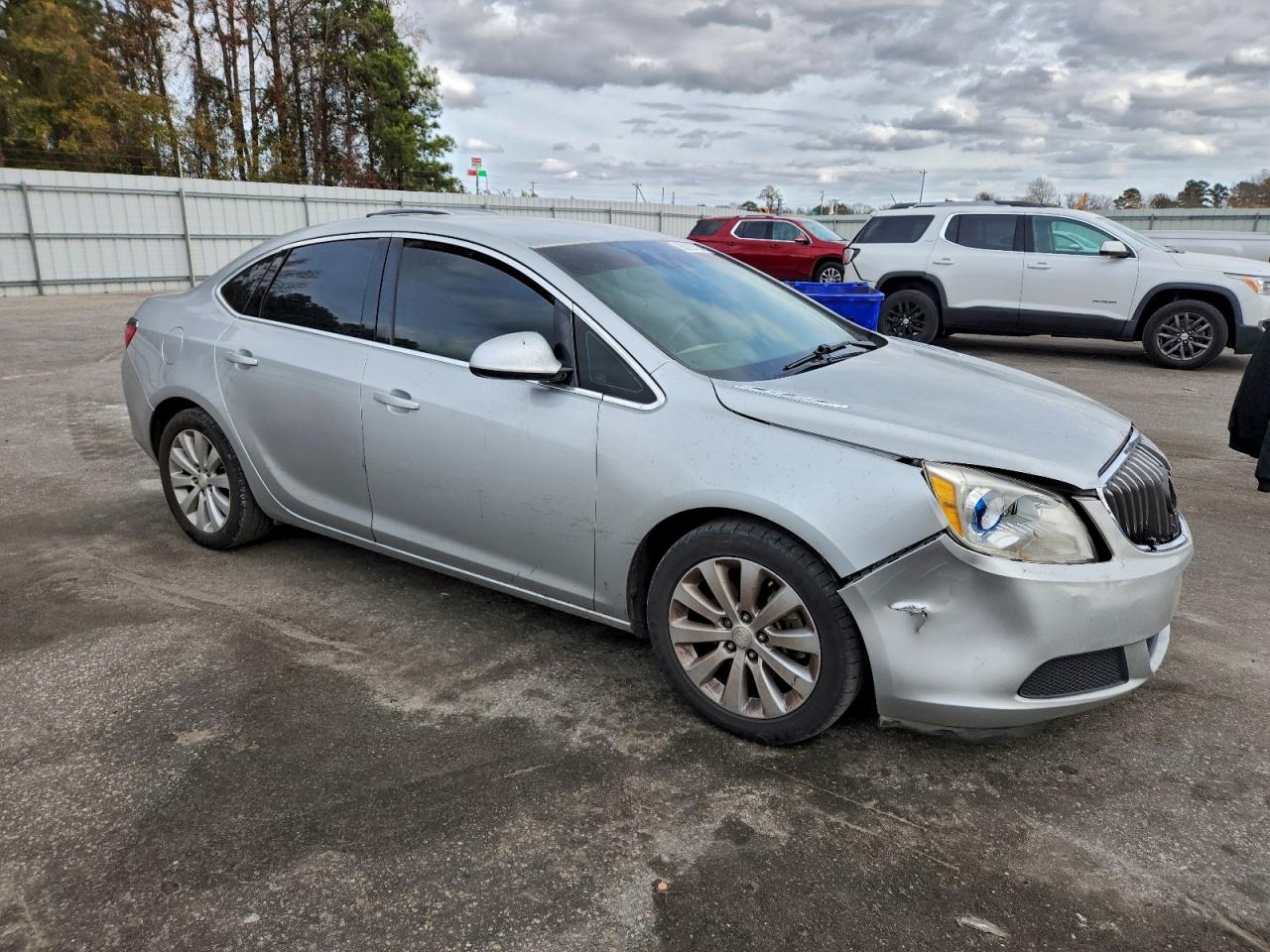 Buick Verano Image 2