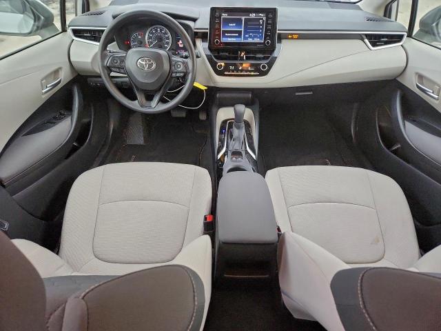 Toyota Corolla Le Image 3