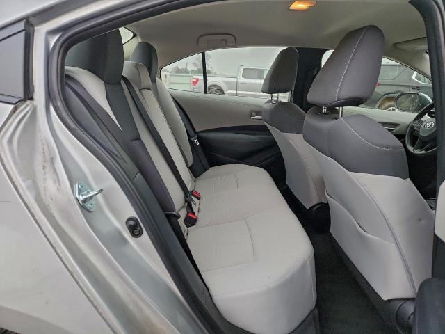 Toyota Corolla Le Image 9