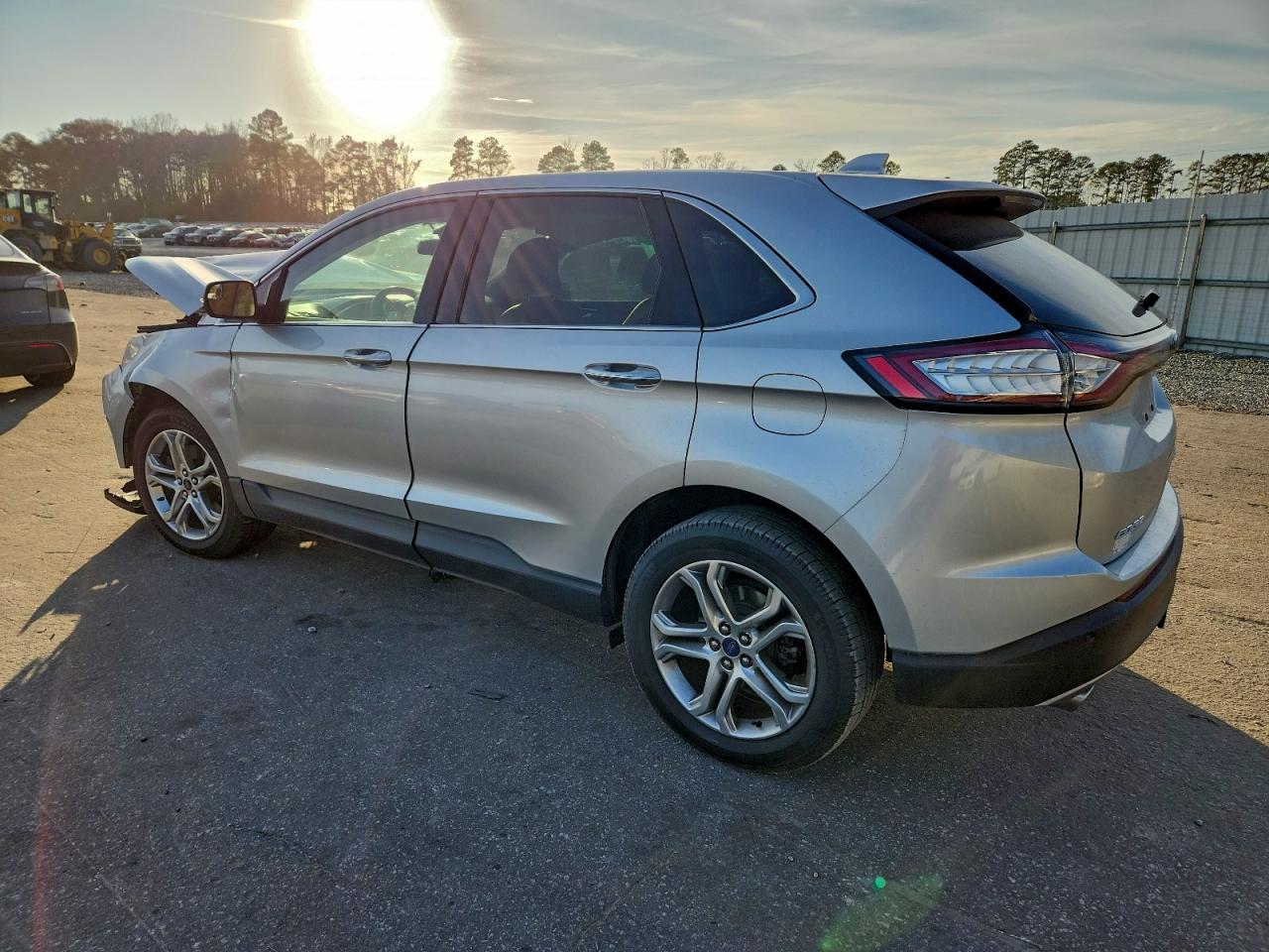 Ford Edge Titanium Image 3