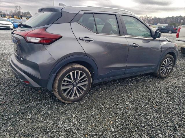 Nissan Kicks Sv Image 4