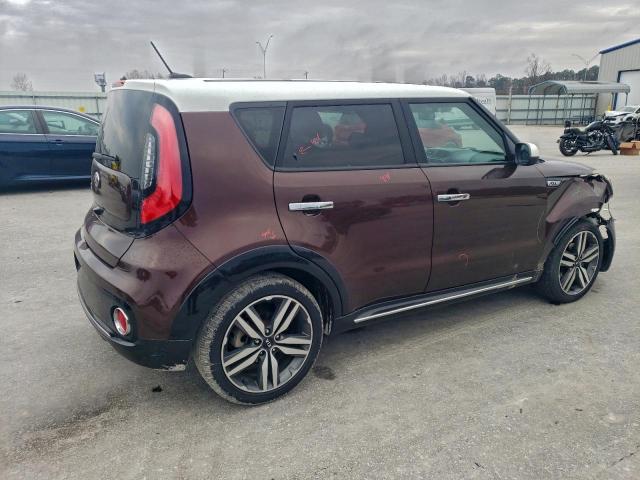 Kia Soul + Image 10