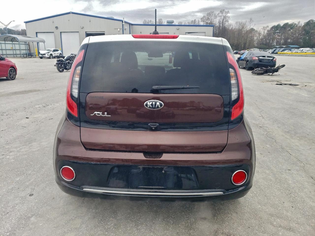 Kia Soul + Image 8