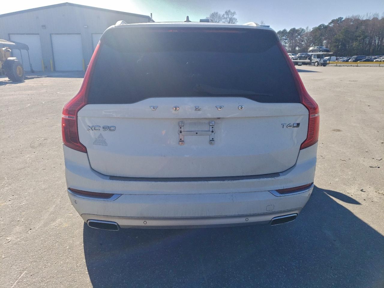 Volvo XC90 T6 Image 13