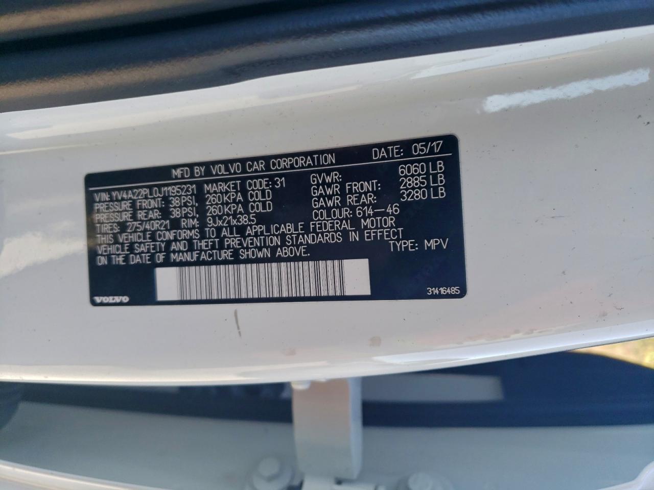 Volvo XC90 T6 Image 9