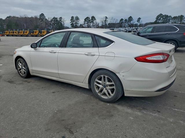Ford Fusion Se Image 4