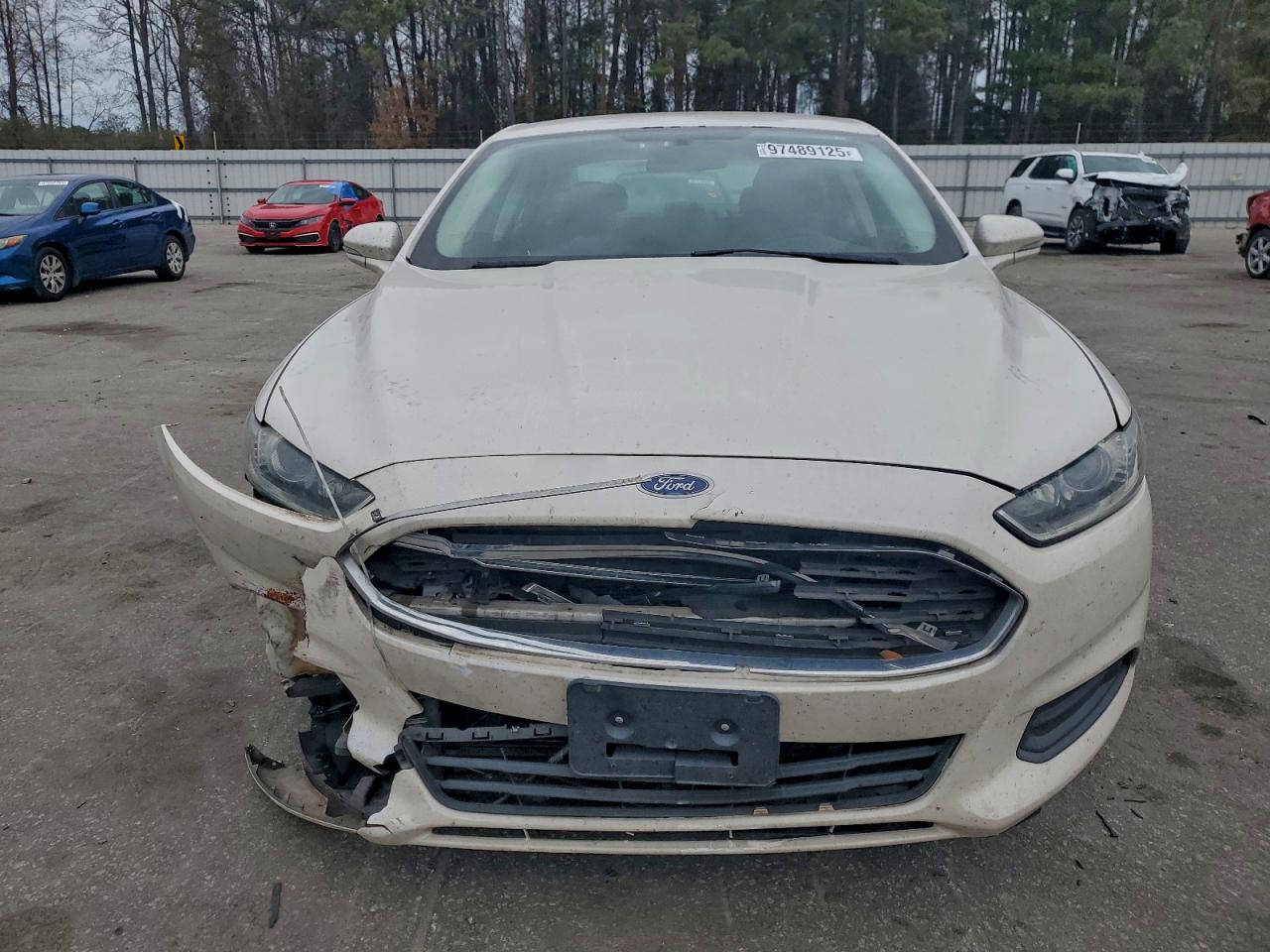Ford Fusion Se Image 10