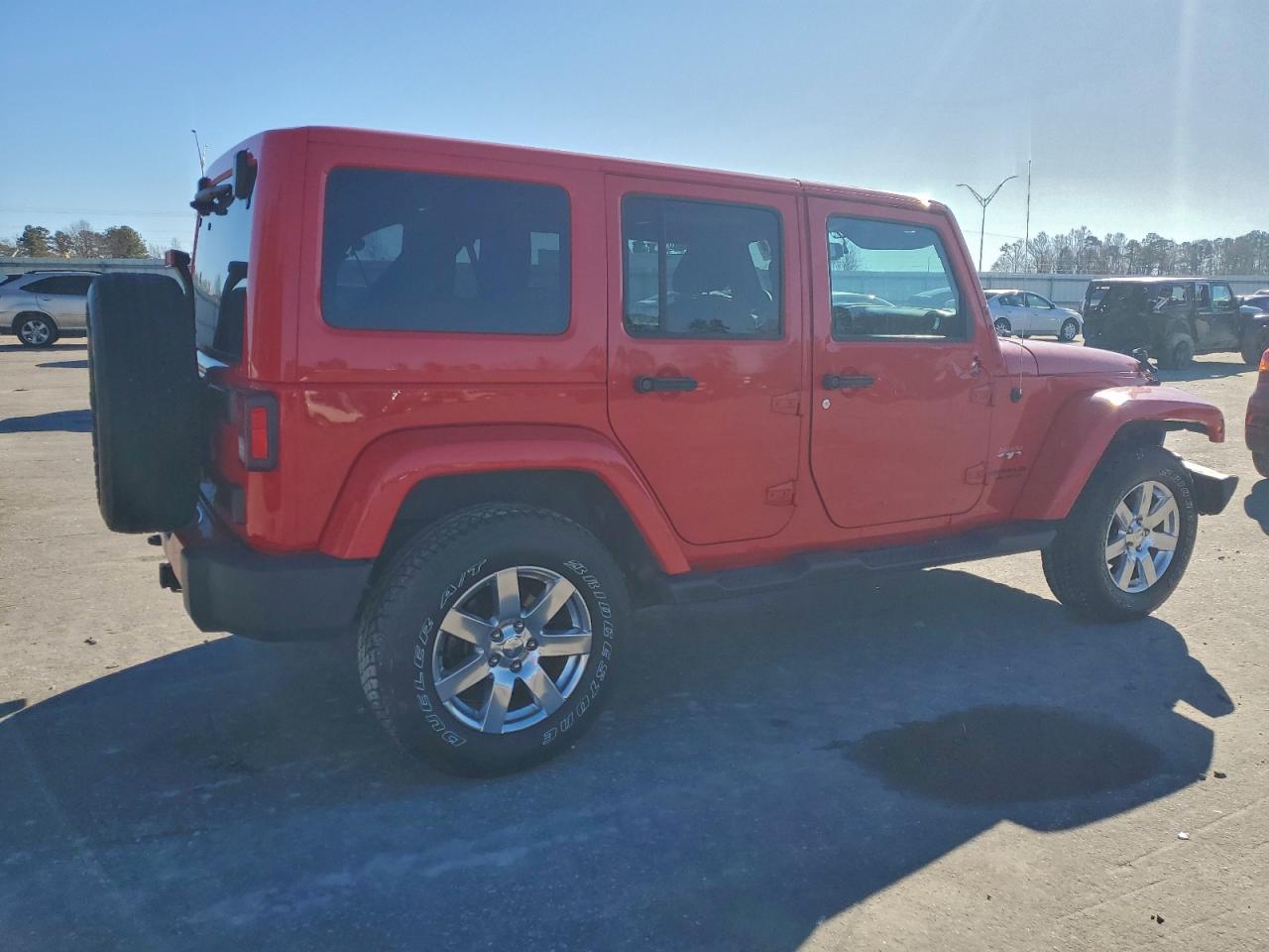 Jeep Wrangler Sahara Image 3