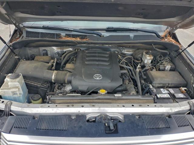 Toyota Tundra Crewmax Limited Image 11