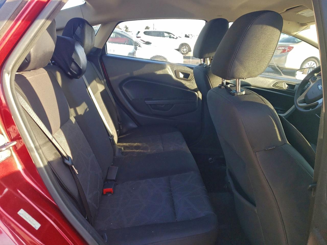 Ford Fiesta Se Image 12