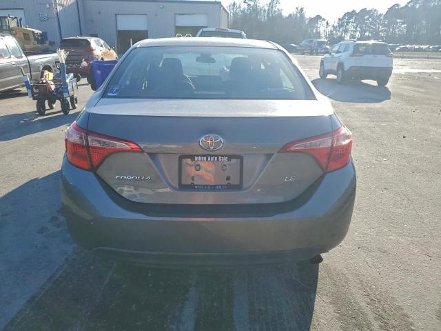 Toyota Corolla L Image 6