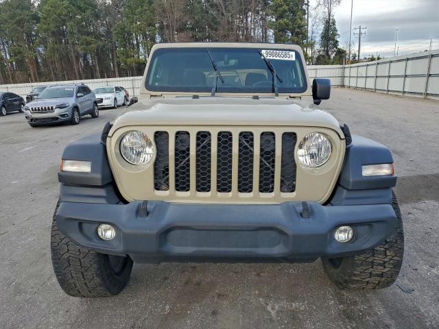 Jeep Gladiator Sport Image 5