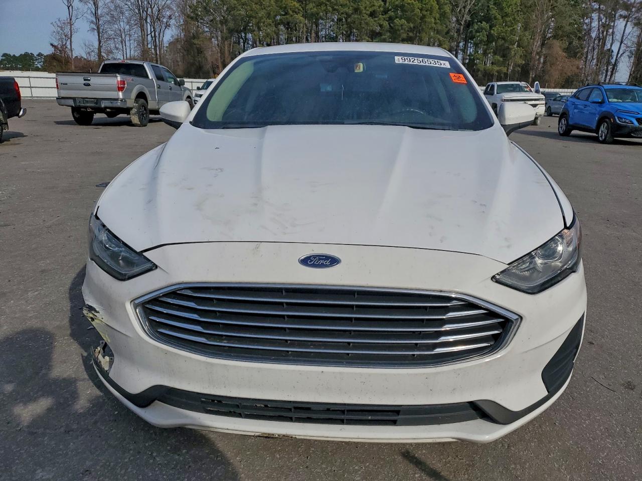Ford Fusion S Image 4