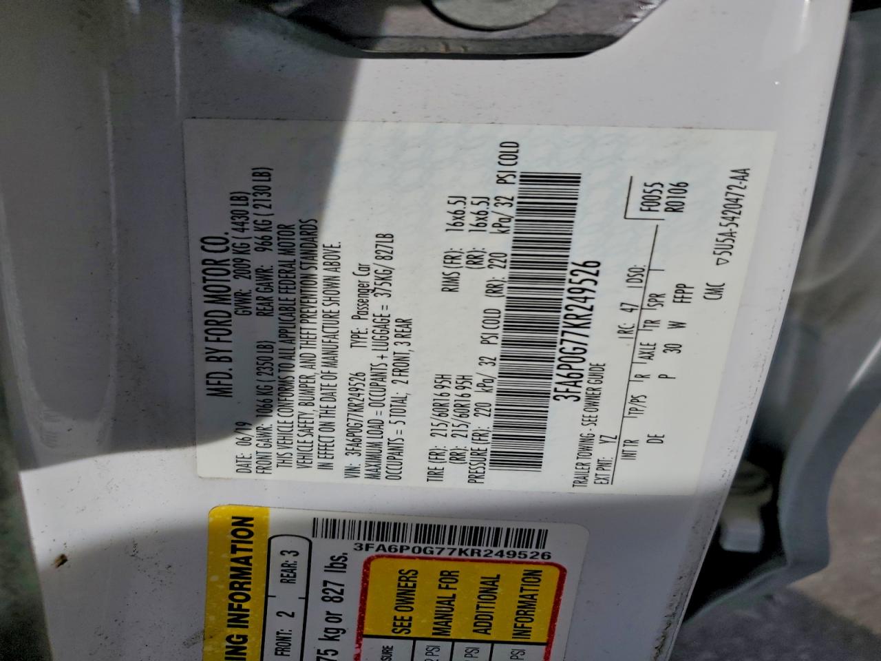 Ford Fusion S Image 7