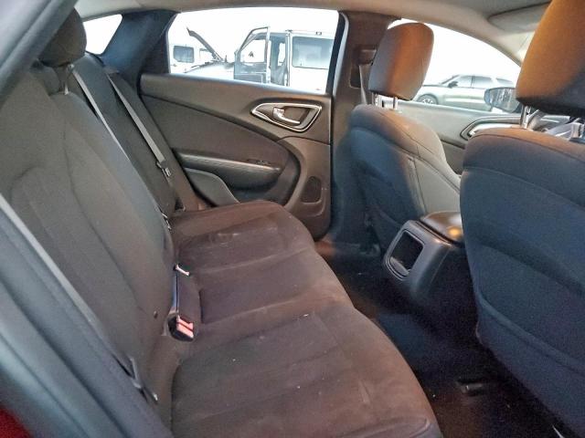 Chrysler 200 Limited Image 8