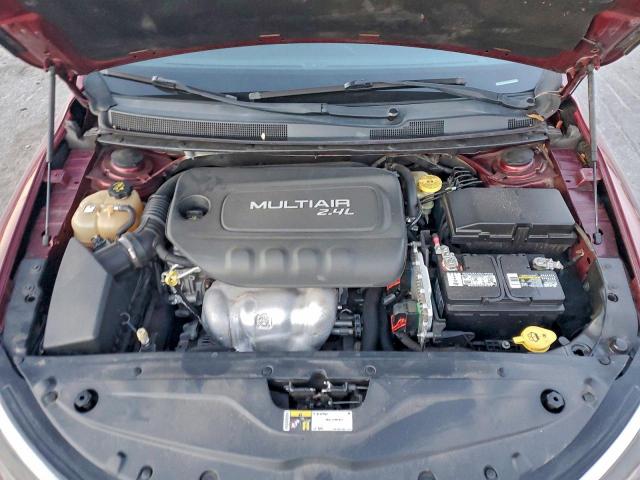 Chrysler 200 Limited Image 10