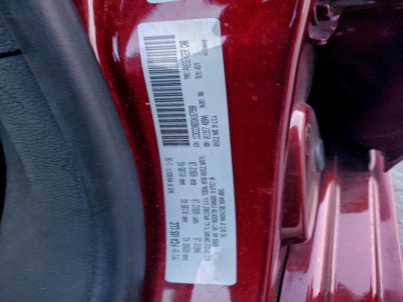 Chrysler 200 Limited Image 9