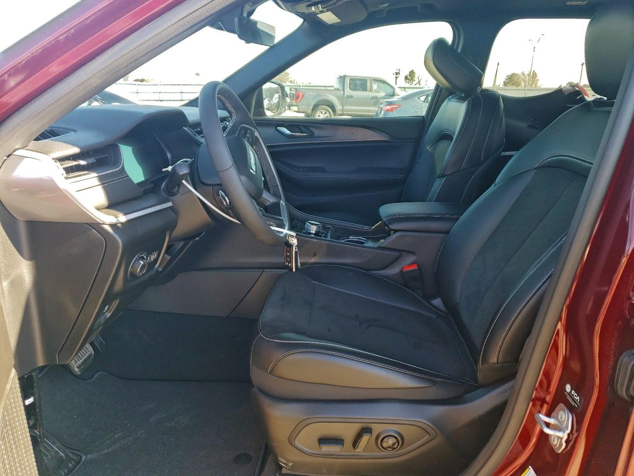 Jeep Grand Cherokee Laredo Image 5