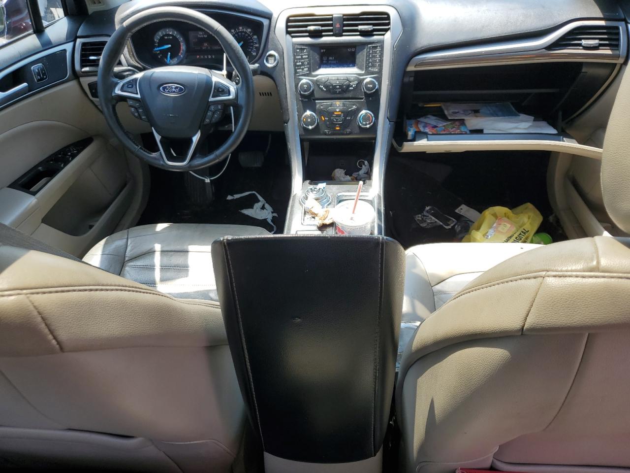 Ford Fusion Se Image 8