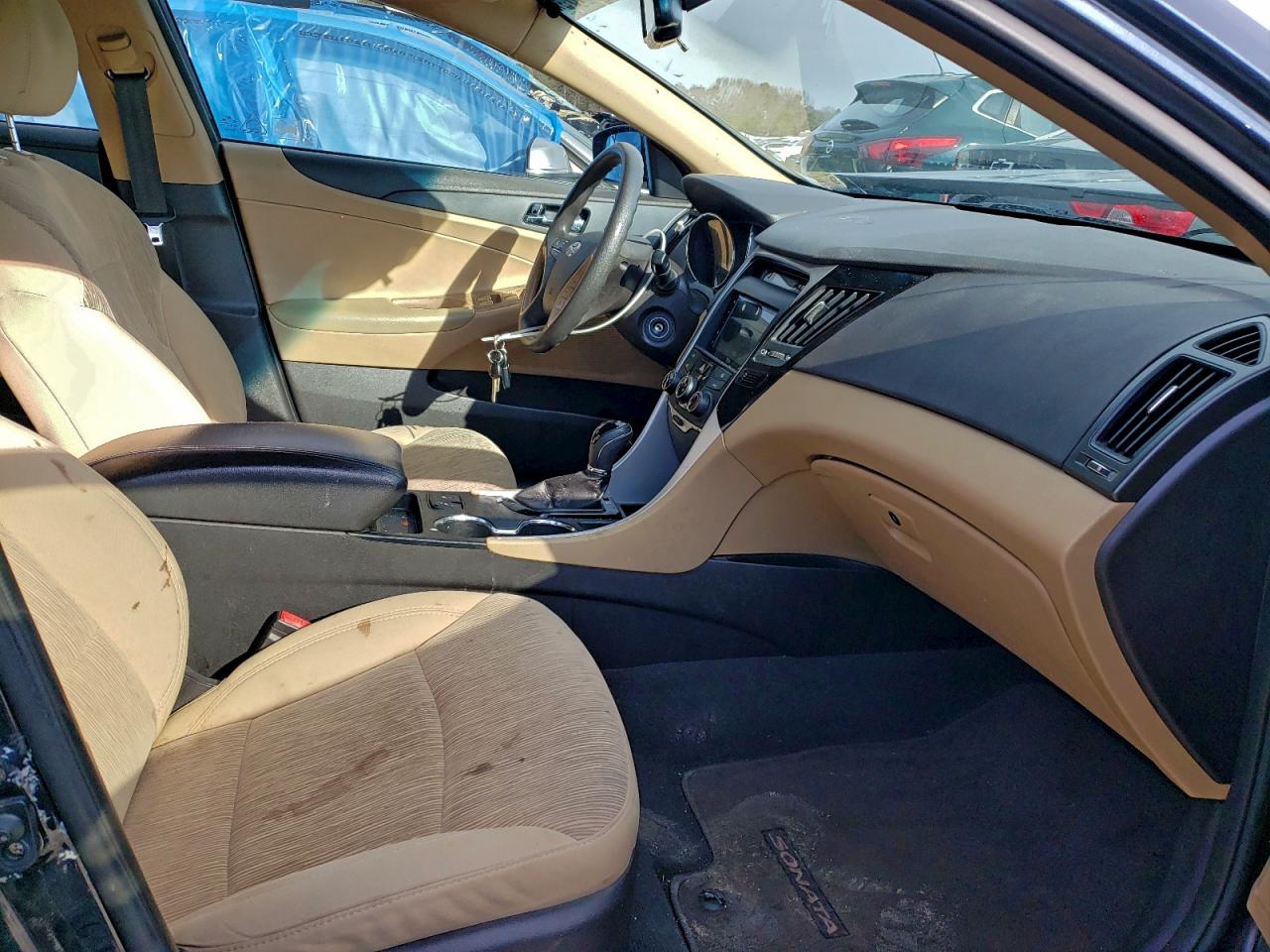 Hyundai SONATA Gls Image 10